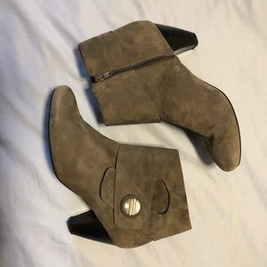 Grey faux suede ankle boots, sz 11